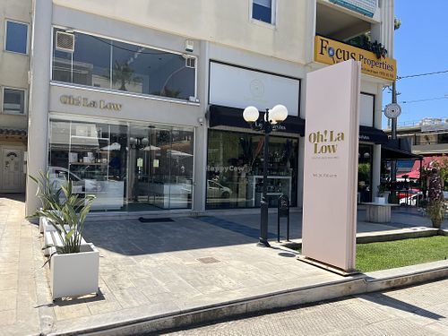 Leckere vegane Törtchen und Eiscreme!  at Oh! La Low in Glyfada