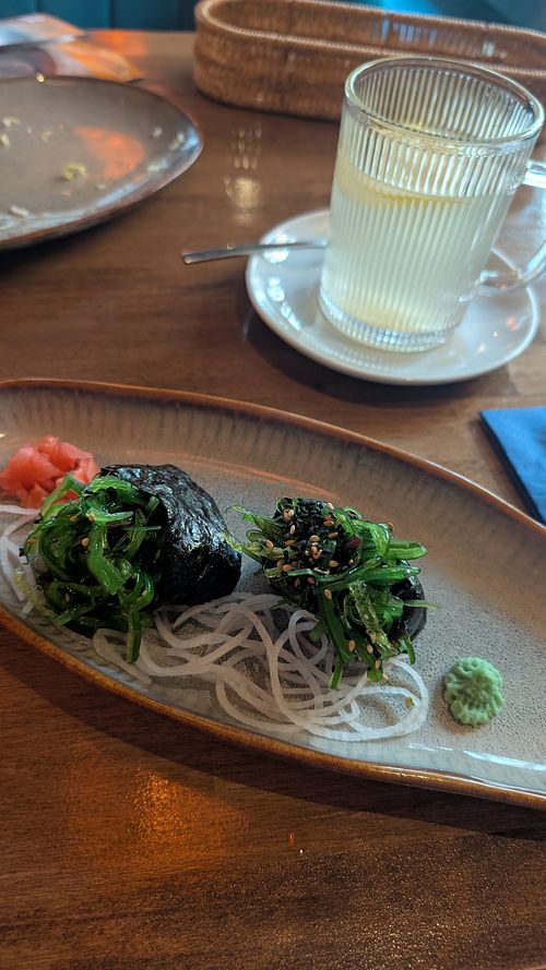 Seaweed sushi at Hallo VietNam in Goessweinstein