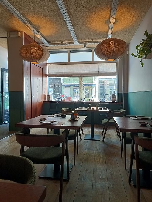 Pand binnen at Vegan Sushi Bar in Utrecht