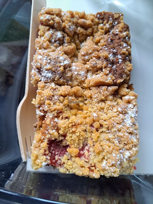 Strawberry crumble at Movement Coffee in Kirkwall