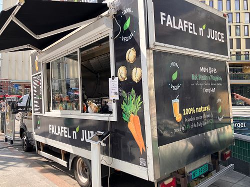  at FALAFEL n' JUICE Oslo City in Oslo