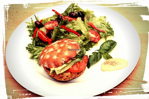 Vegetarian hampurilainen! at Veggie in Helsinki