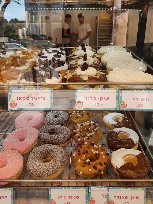 Vegan donuts at Mr. Donuts in Tel Aviv