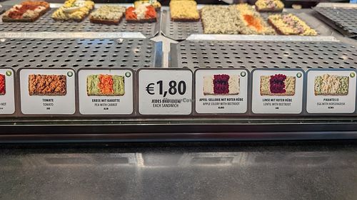 Vegan Options at Buffet Trzesniewski Linz in Linz
