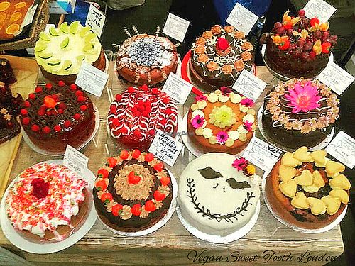 vegan cakes at Vegan Sweet Tooth in London
