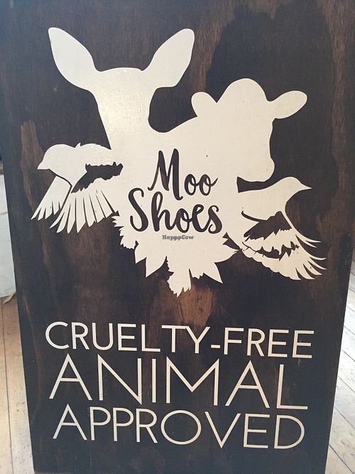 Logo at Moo Shoes in Los Angeles