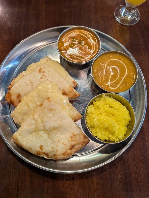 Cheese set at New Parsidha Indian Restaurant  in Tokyo