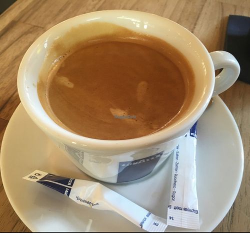 'american' coffee at Brasserie LoLa in Paris