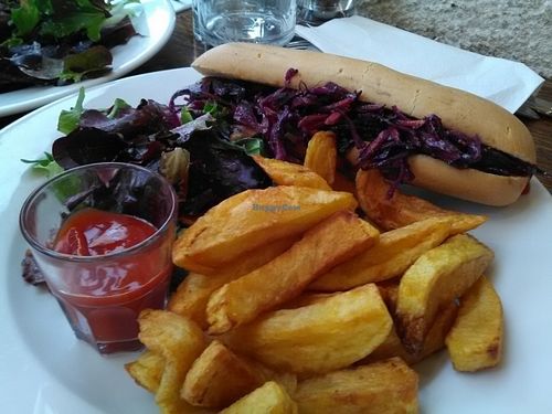 Hot dog at Brasserie LoLa in Paris