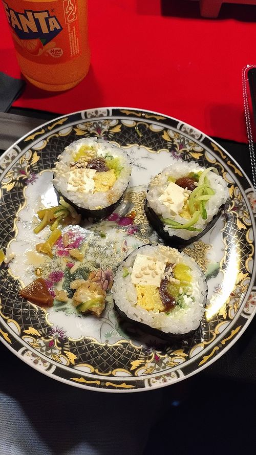 wegańskie sushi at Dobre Sushi in Przemysl