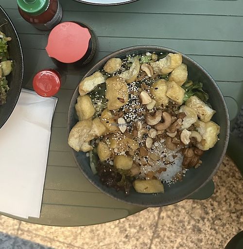 Honukaa bowl with tofu  at SHOBU POKÉ & DELI in Stuttgart