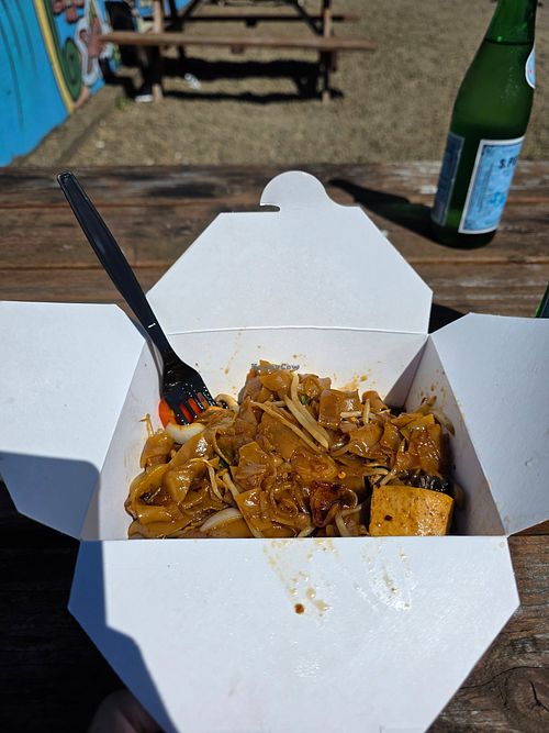 Pad kee mao no egg with tofu at Cozy kitchen 101 in Lincoln City