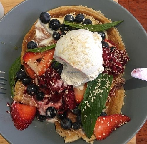 Vegan proteinpancakes with fresh fruit and vegan coconut icecream at Proteini in Darlinghurst