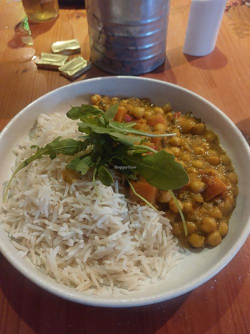 Sweet potato, spinach and chickpea curry at The Cross Keys Inn in Penrith
