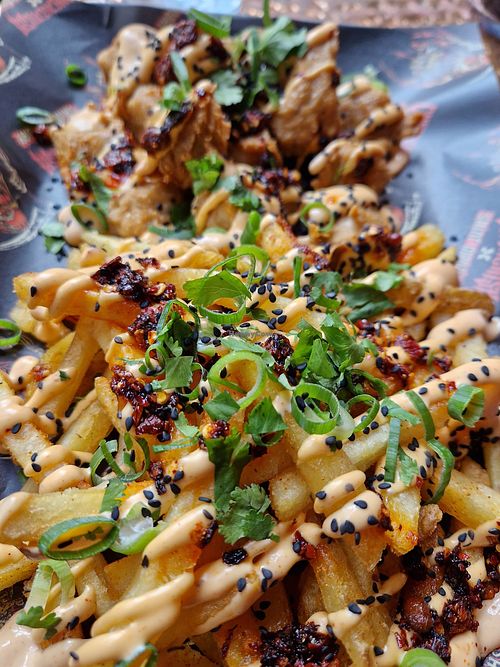 Gochujang bites and loaded fries meal deal at Chickenish in East London