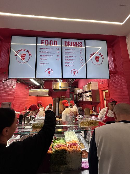 Laden  at Döner Pro in Berlin