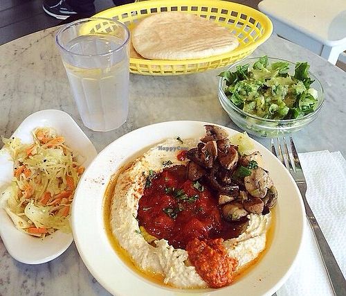 hummus at Hummus Bar in Lund