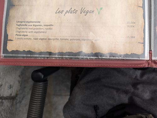 Vegan options at Chez Herman L'Histoire sans Faim in Rochefort