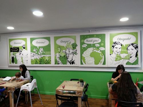 Wall Design at Dolce Pizza y Los Veganos - Hipolit Lazaro in Barcelona