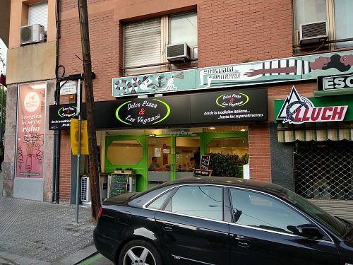 Restaurant Front at Dolce Pizza y Los Veganos - Hipolit Lazaro in Barcelona
