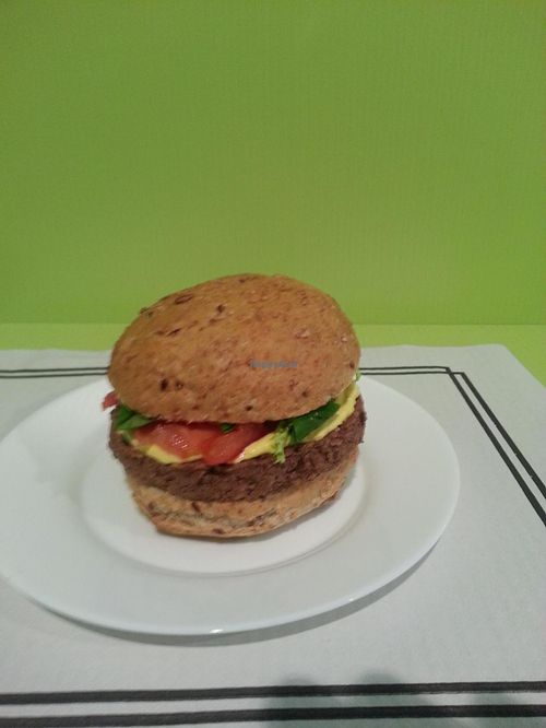 Vegan hamburger with lentils.

Verry delicious. at Dolce Pizza y Los Veganos - Hipolit Lazaro in Barcelona