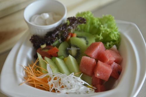 The fruit salads was very fresh as it seen in the picture. And the taste also delicious. Thanks for the food! at Friendstar Cafe House in Kota Kinabalu