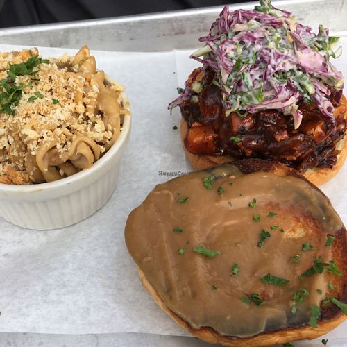 Orangebird sandwich with fresh slaw and garlic spread bun at Dharma Southern Chick'n in Orlando