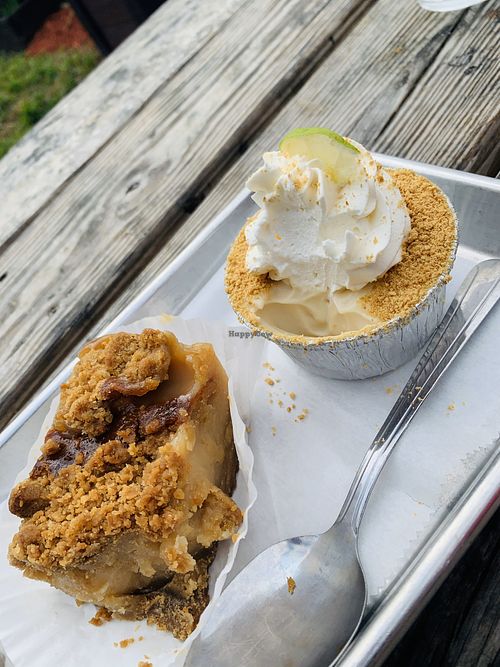 Lemon bar and key lime tart at Dharma Southern Chick'n in Orlando