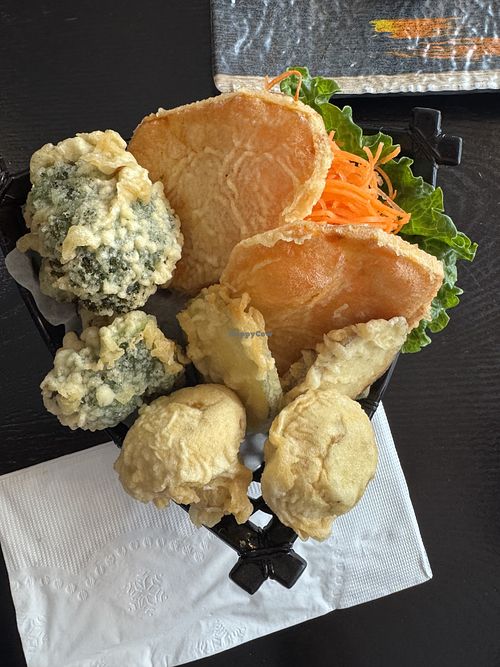Assorted Vegetable Tempura - Vegan  at Hokkaido Sushi in Ottawa