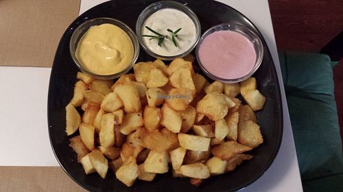 Chips with three sauces
Patatas tres salsas at Brotes Verdes in Caceres