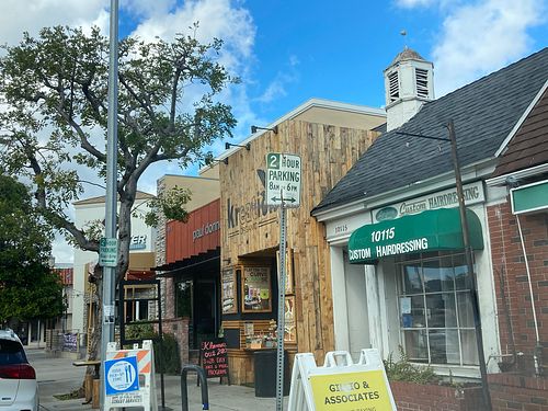 Storefront on Riverside at Kreation Organic Kafe - Toluca Lake in Los Angeles