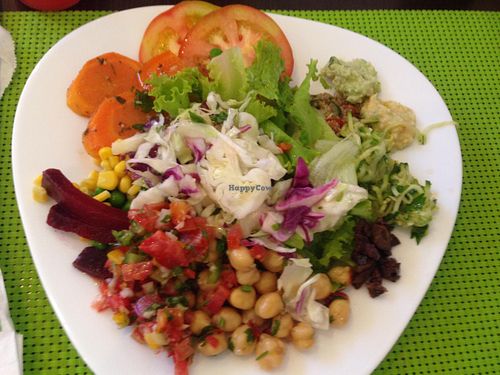 Some of the options of the salad buffet. at Natural Jardim in Santo Andre
