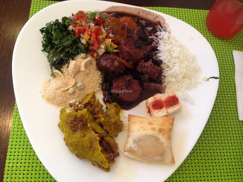 Some of the hot dishes options. at Natural Jardim in Santo Andre