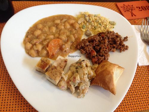 Some of the hot dishes options. at Natural Jardim in Santo Andre