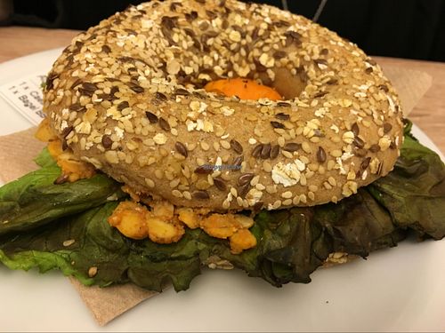 BBQ sweet potato bagel at Goodies in Leipzig