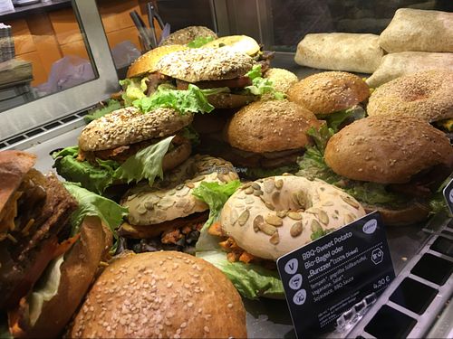 bagels & wraps at Goodies in Leipzig