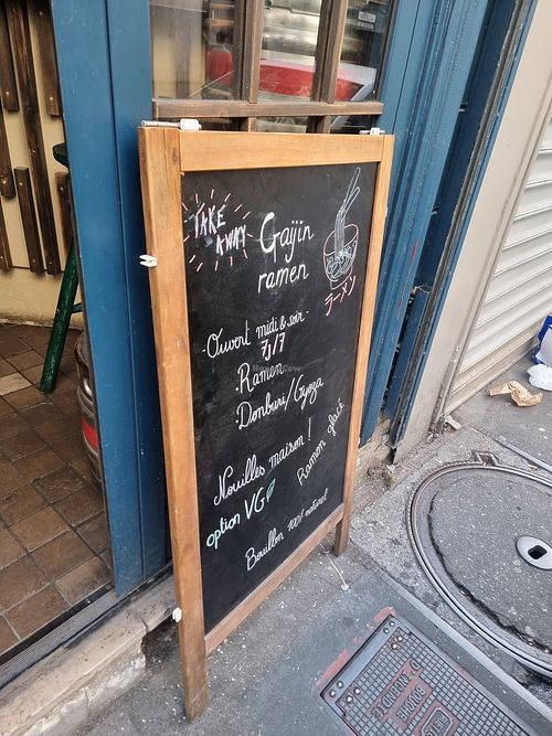 Panneau d'entrée at Gaijin Ramen Lab in Paris