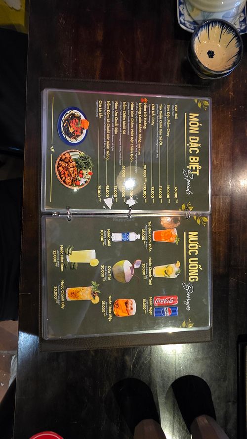 Menu at Chay TU Dao in Da Nang