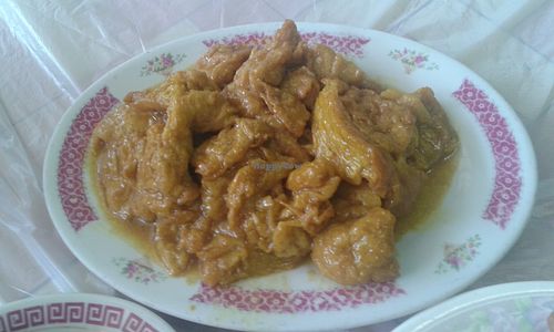 Gluten in curry sauce at Ching Leung Fat Yuen Ching Yan Siu Chok in New Territories