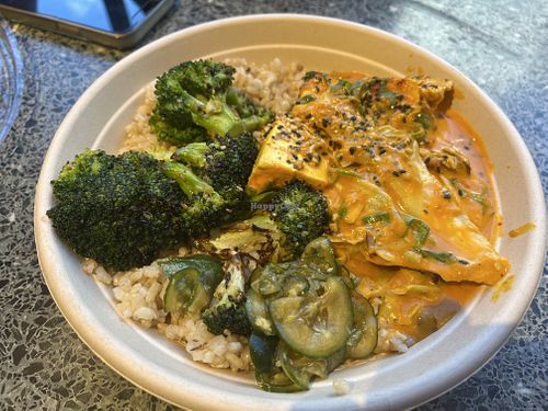 Tofu bowl, lime leaf tofu with ponzu broccoli and brown rice  at Farmer J Strand in London