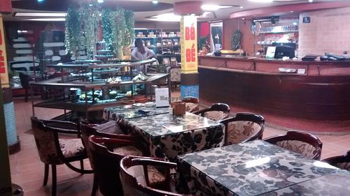 this is just one section of the interior room at Bo De Chay - Market and Restaurant in Hanoi