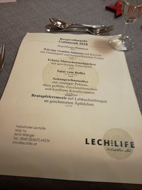 Weihnachtsmenü at Naturhotel LechLife in Wangle