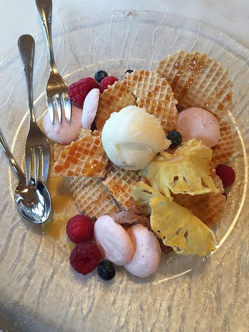 „Oups, I dropped the manner cake“-dessert! Awesome!  at Naturhotel LechLife in Wangle