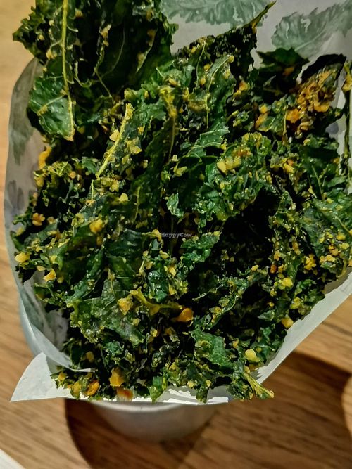 Kale chips  at Flax & Kale - Placa Castella in Barcelona