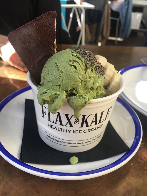 Matcha tea ice cream at Flax & Kale - Placa Castella in Barcelona