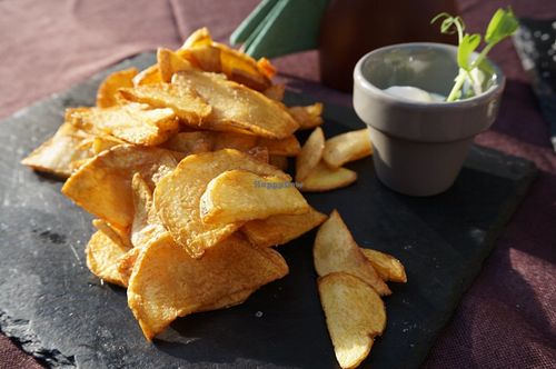 Potato wedges with Vegannaise at Green Pumpkin in Riga
