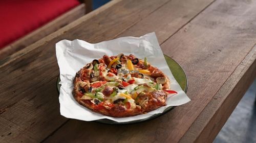 pizza is delicious with crunchy skin.
not many vegetarian shop serve pizza with so many variety. at Einstein Cafe in Kuala Lumpur