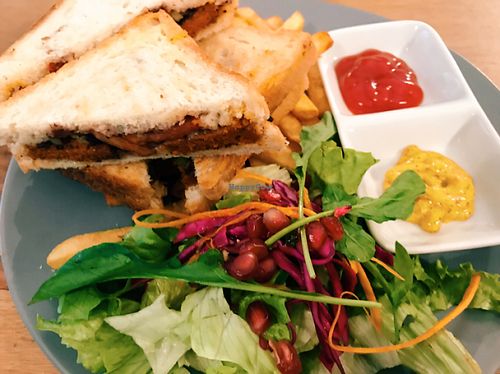 Vegan Toast at Veganka in Ankara