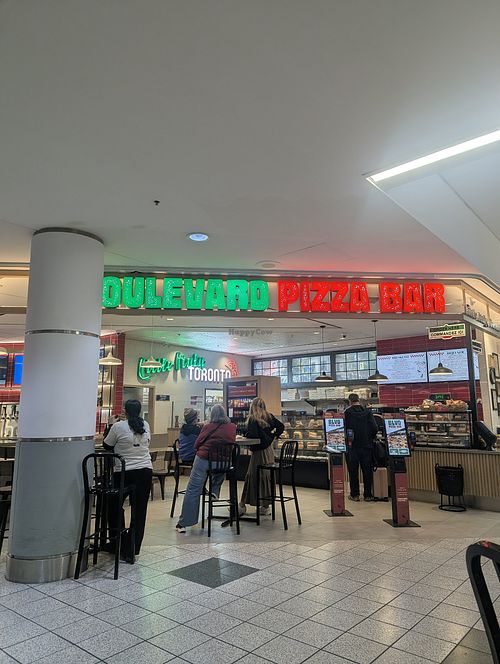 Blvd Pizza Bar at YYZ - Boulevard Pizza Bar - T3 in Mississauga