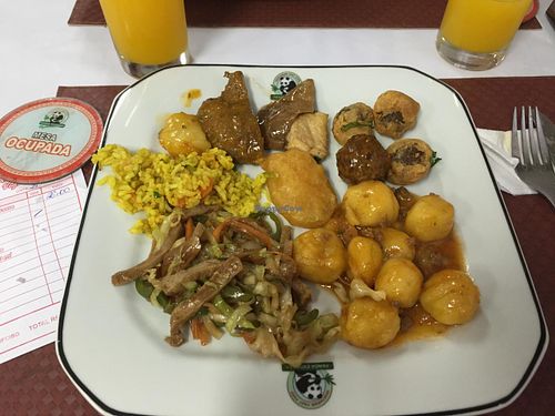 Some of the hot meals options. at Panda Vegan Restaurant in Sao Paulo